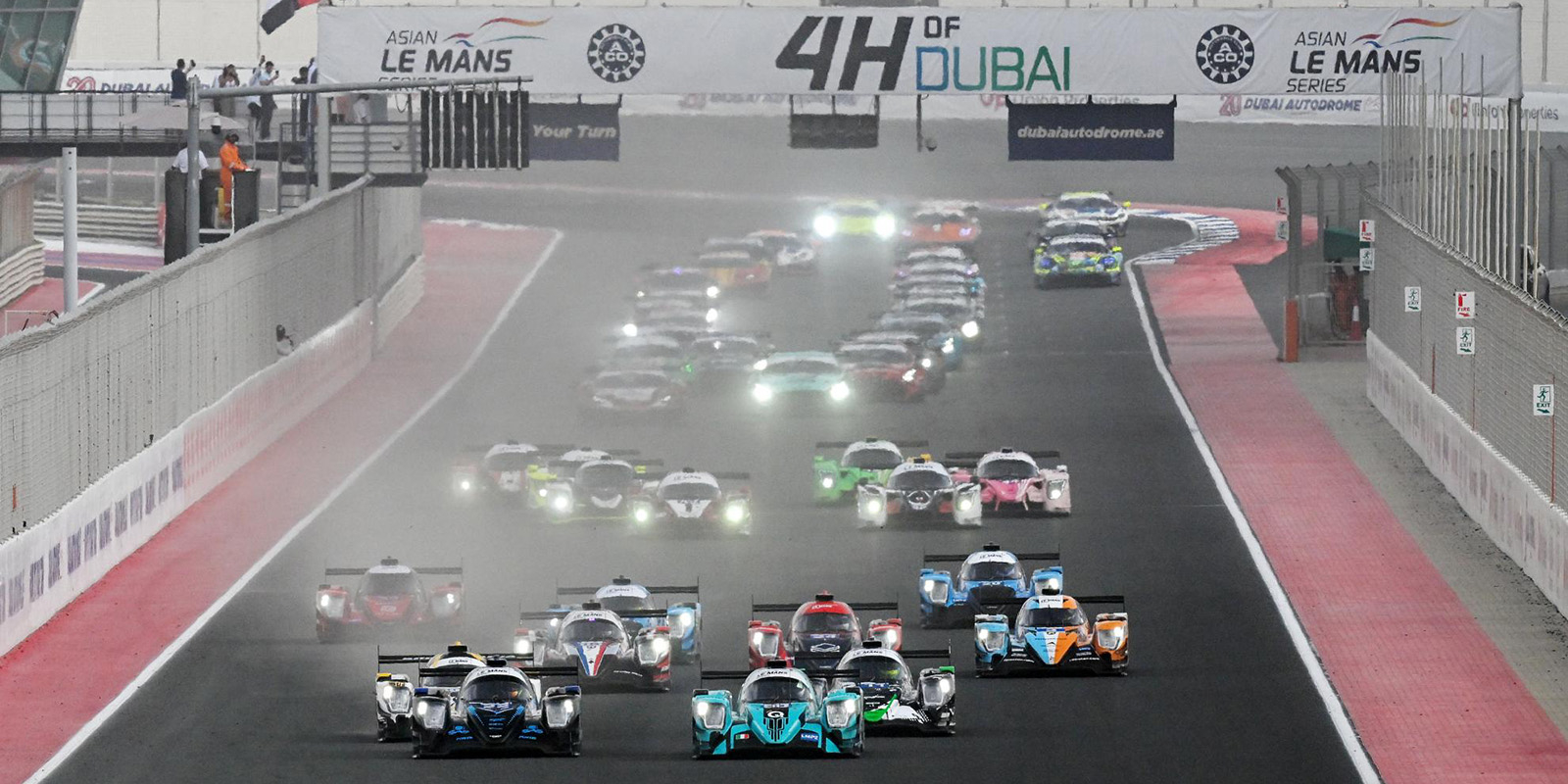 Race 1: Algarve Pro Racing Take Victory in Dubai